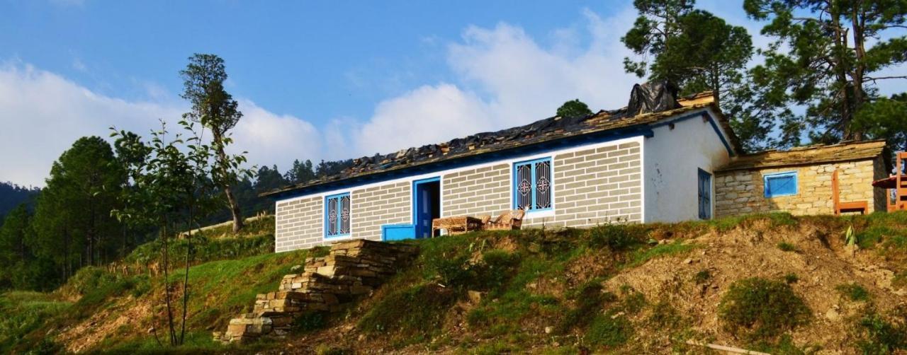 Вилла Thikalna Himalayan Retreat Алмора Экстерьер фото