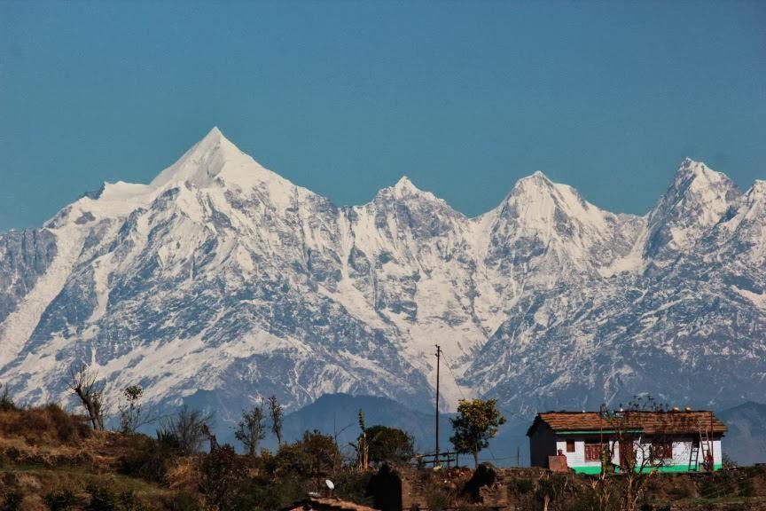 Вилла Thikalna Himalayan Retreat Алмора Экстерьер фото
