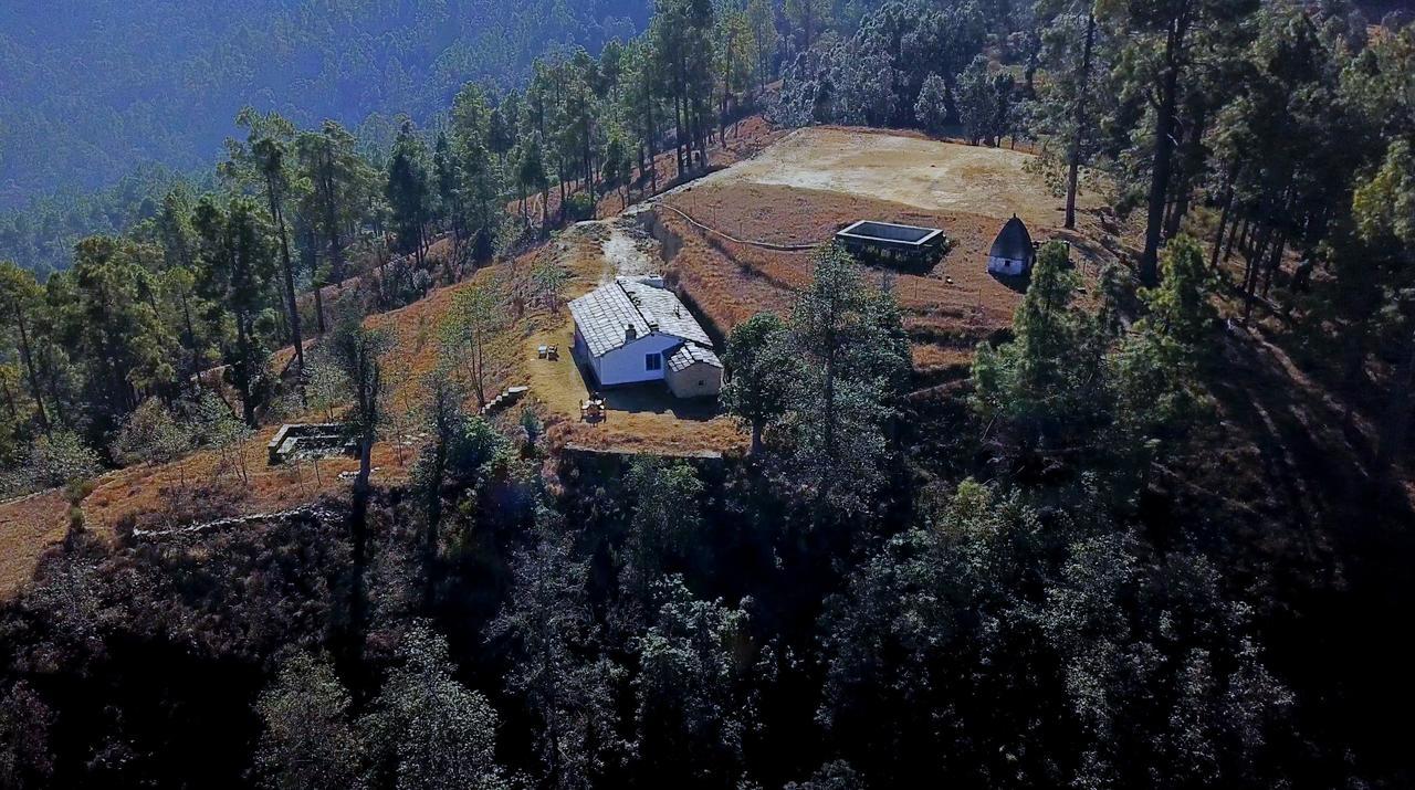 Вилла Thikalna Himalayan Retreat Алмора Экстерьер фото